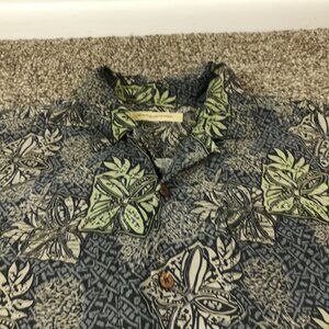 Tommy Bahama Blue and Green Casual Button Down Shirt